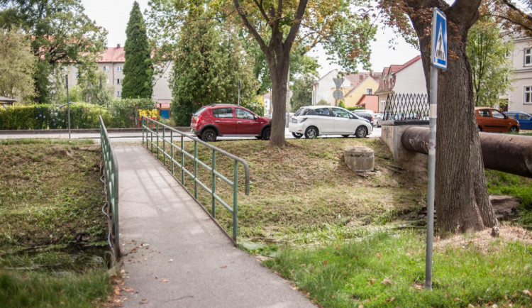 Cyklostezka E bude delší, vznikne na ní i lávka přes Mlýnskou stoku