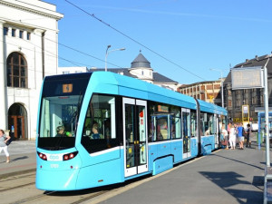 Ostrava představila nejmodernější tramvaj. Za rok jich bude jezdit po městě 40