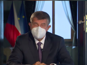 Babiš přiznal letní pochybení a vyzval k nošení roušek