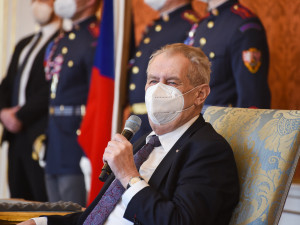 Prezident Zeman omilostnil onkologicky nemocného muže odsouzeného za loupež