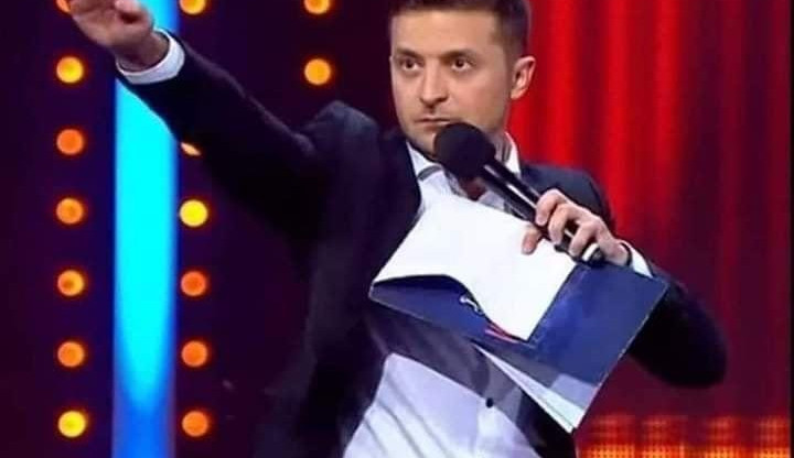 Hajlující Zelenskyj se šíří řetězovými maily. Jde o fake