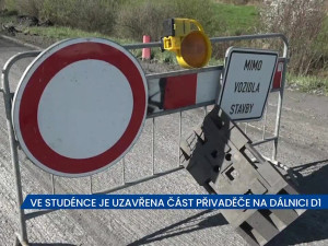 Ve Studénce je uzavřena část přivaděče na D1, řidiči musí projíždět Butovicemi, náklaďáky nad 12 tun nesmí