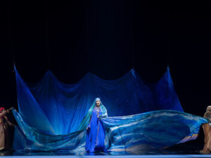  Zarqa Al Yamama – první velká opera v produkci Saúdskoarabského království – slaví mezinárodní premiéru v Rijádu