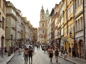 Nejlepším místem pro život v Česku je potřetí po sobě Praha, ukázal výzkum