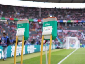 Iniciativa Faith In Young Champions: Společnost Hisense navázala spolupráci s nadací UEFA Foundation, aby populární sport zprostředkovala také hospitalizovaným dětem
