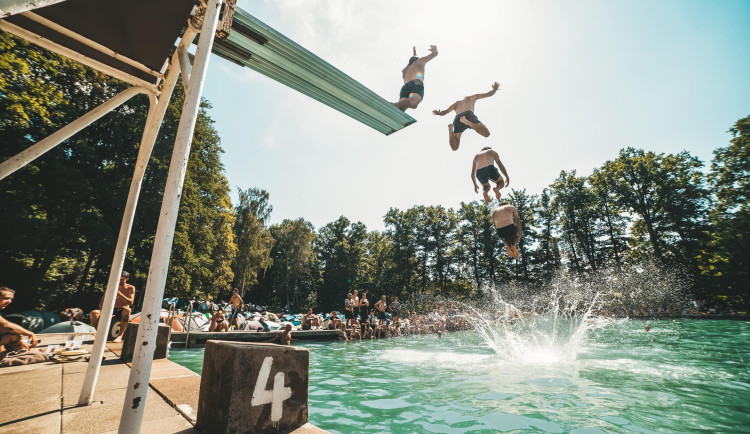 KULTURNÍ TIPY: Hudební i sportovní festivaly nebo Amadeus v letním kině