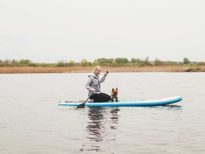 Jak na paddleboarding se psem