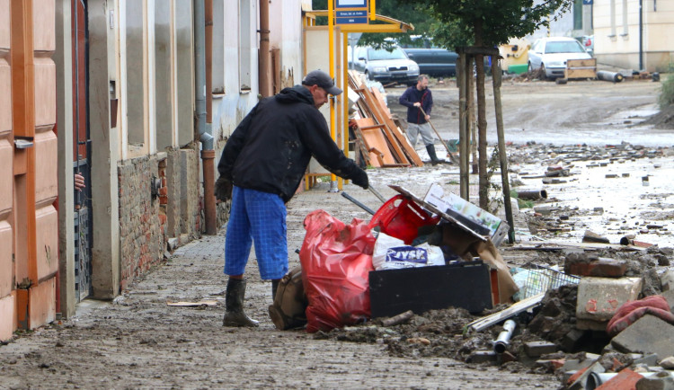 Domácnosti bez plynu a kamiony v myších dírách. Kraj zasáhne tam, kde bude třeba, slibuje hejtman