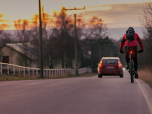 Cyklisté podzim nebalí: Buďte vidět, nebo zmizíte z cesty navždy!