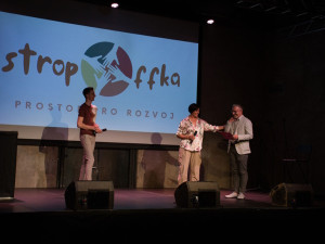 Benefiční koncert Tóny podpory: FoxO pro StropOFFku