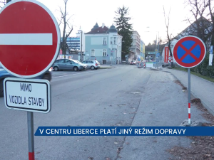 Výstavba náplavky změnila režim dopravy v centru Liberce