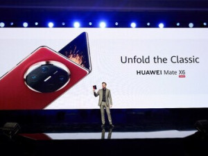 Společnost Huawei představuje novou éru dokonalosti skládacích zařízení během akce „Unfold the Classic" v Dubaji