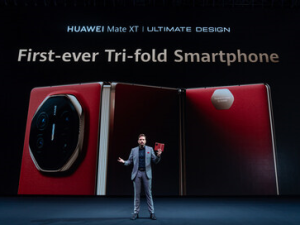 HUAWEI Mate XT | ULTIMATE DESIGN. Uvádí se na celosvětový trh jako průkopník nové kapitoly ve skládacích technologiích