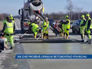 Na D48 u Frýdku-Místku probíhá oprava betonového povrchu